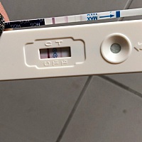 连续测试两天 测试几次 都是两道红杠     可是到医院做B超  医生说看不到怀孕