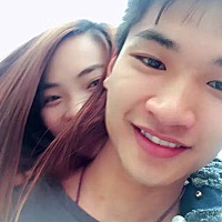出生一个星期，像极了她爸，怀的时候十个九个说像男孩，爱吃甜食，有妊娠线，胸部有黑色素沉淀，乳...