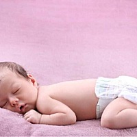 【好文分享】没有不会睡的宝宝，只有不会哄的大人 现如今到了夏天宝宝们是不是也是有不好好睡觉的情况？...