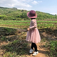 姐姐爬山季
