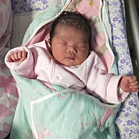 宝宝终于生出来了 酸爽又高兴