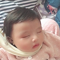 宝宝肚子涨气，拉屎隔一天拉，拉绿色，嘴巴有点臭，容易吐泡泡，脸有点发黄，有时候感觉有点发烧症状，...