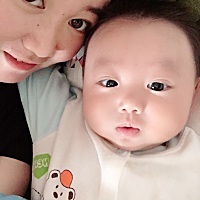 宝贝终于好带多了 还有一个月就要上班了 心里很舍不得 不放心把他交给老人带  焦😭😭