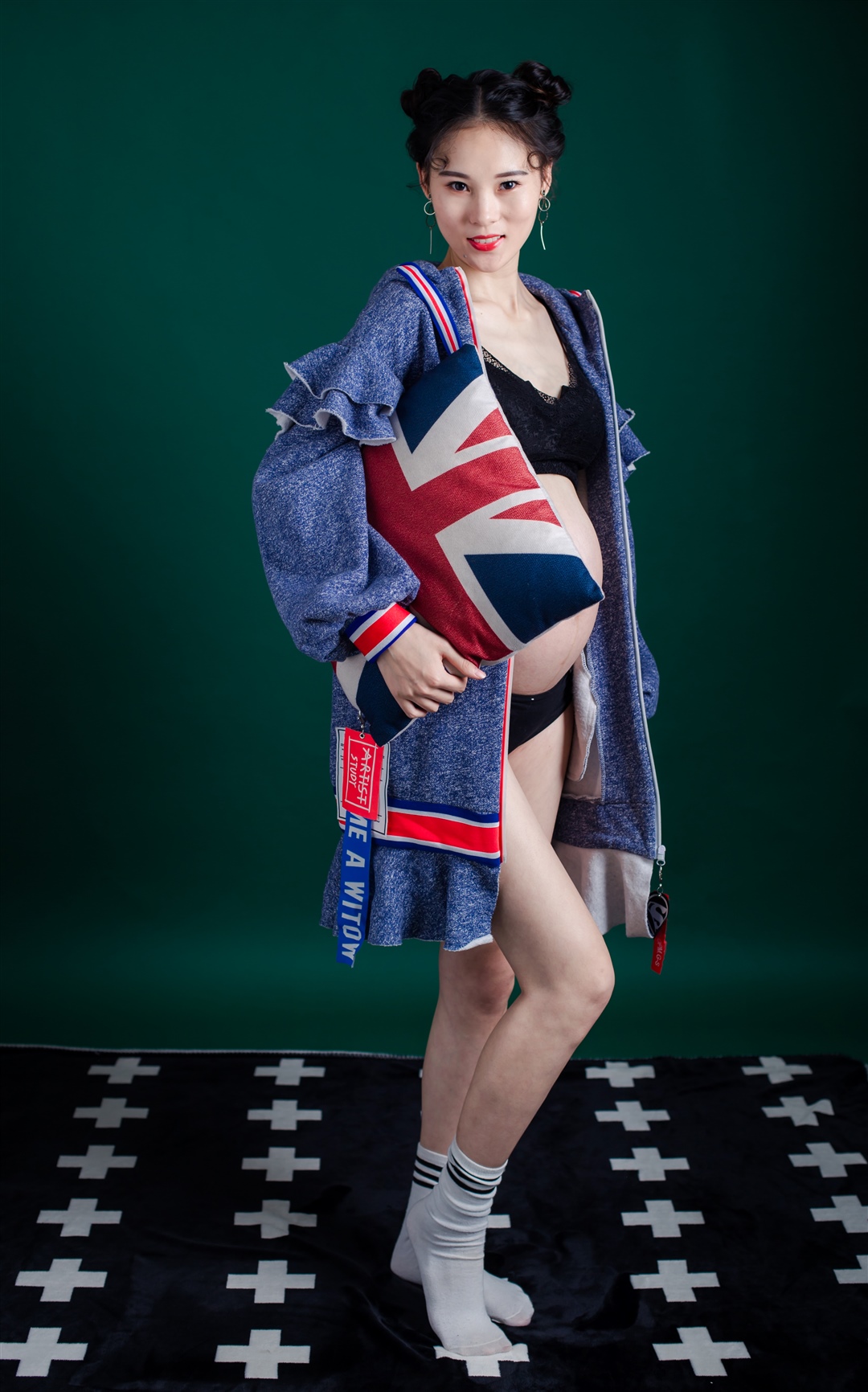 八个月 身高175cm 孕前体重47.5kg