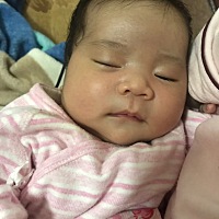 好磨人的小棉袄……月子都在为你忙活着，都没怎么躺着休息，不是换尿布就是抱着你哄着你睡觉…有时候你...