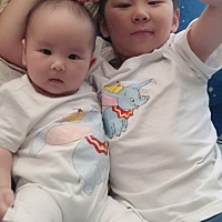 母亲节，哥哥妹妹相亲相爱🥰🥰🥰