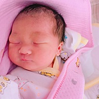 39➕2，5月10日第一台手术，卸货，宝宝6斤4两，肉乎乎的，女孩👧！佩奇年终于配齐了，很开心，幸福感...