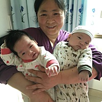 优秀月嫂阿姨推荐！【第一弹】  或许初次见面你只觉得她普通、平凡，但只要与她接触之后，你就会发现，...
