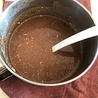 月子餐一天6吨 第一次做月子也不知道吃的是好还是坏 早上是7.多朱古力，9.多小麦粥，11.多猪蹄汤跟鸡肉3...