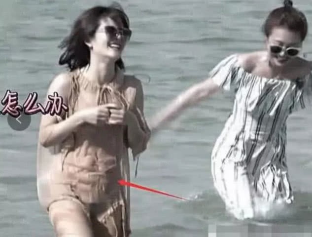 虽然有很多的女艺人生完孩子后还有很好的身材，但那只是一段时间之后保养的结果，刚生完孩子没法避免的就是肚子的变形。看到她的肚子也难怪老公对她更加好了，因为她为了生孩子真是很不容易，祝福他们一家能一直美满吧。