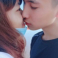跟老公认识也是有一定的缘分，当时他在青岛当兵，我在日照上大学，就因为一局王者荣耀匹配到一起，...