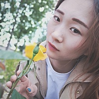 肚子痛，严重的姨妈感！估计大姨妈随时都会来报道！好失望