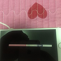 从五月4号进入排卵期，排卵日检测是7号，可现在15号了排卵试纸怎么还能一深一浅呢？有知道的大神吗？指...