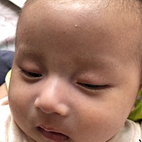 小公主的睫毛好漂亮好长哦！