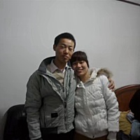 三年相恋，近五年的婚姻。从校园的热恋情侣，到柴米油盐的平淡夫妻。有难时我和你同舟共济，挣钱时，暗...