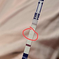 测试了2个，一个是晚上测试的，测孕试纸第二条线很细，和头发丝一样。这是代表有希望吗