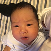 还有4天就满30天了..美妈们你们都是多久出门的呢..出门还需要带帽子穿长袖吗？