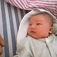 520收获暖男一枚。七斤六两，疼了四个小时不到，侧切，下午13:55出生。顺产。