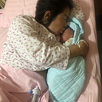 5月20日迎接我美丽的姑娘😘早上9.02分 6斤6两 我的小糖宝出生啦。小糖宝超级乖 以后我们就是幸福...