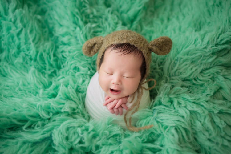 宝宝第六天的新生儿照