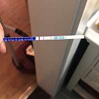 昨天晚上测出来的，老婆不可置信，也不知道真假，但是很开心，要更好的保护老婆了