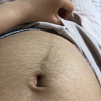 宝宝现在十九周，肚子上的毛毛越来越重，没怀之前就有一点，想问各位妈妈们这样正常吗？看到好多妈妈肚...
