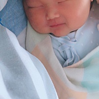 报喜啦、5月16日二胎剖腹8斤3两乔治一枚、儿女双全👨‍👩‍👧‍👦凑成好字了！希望姐妹们都...