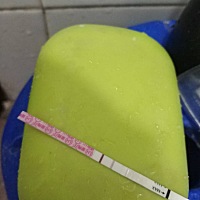 金秀儿排卵强阳了，需要安排吗？感觉姨妈后还是有点肚子隐隐痛