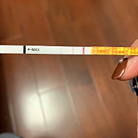 距离月经还有2天，前天白板，昨天没验，今天来了。🙇🏻‍♀️🙇🏻‍♀️求赐小公主，等官宣