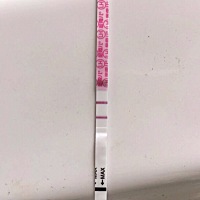 有21号左右排卵的吗？排卵试纸都强阳了吗？我的金.秀.儿试纸比昨天加深一点了。