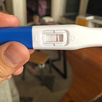 亲们看看这是怀孕了吗?同房刚9天！谢谢大家了