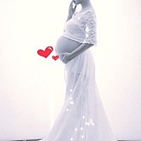 哎，生大宝的时候推迟，现在二宝了也推迟，主要你哥哥至少推迟了一个星期人家就发动出来了，你呢？今天...