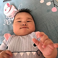 生娃都小半年了，都没怎么晒娃，今天晒晒٩😛ི۶٩😛ི۶