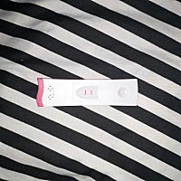 孕前吃了一次紧急避孕药     十多天以后怀孕了自己不知道  又吃了一次   今天检验怀孕了  想要请问对孩...