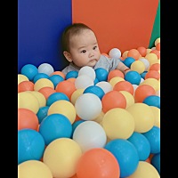 为小玉米在家里筹备游戏乐园，先看看他喜欢哪些？！这个帐篷玉米还挺满意，进去了不肯出来。 愿小玉米每...