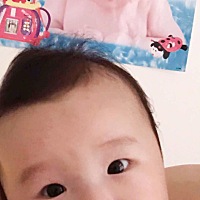 记得当时就随口一说，照这样子生吧，结果就蹦出来一个这样的男娃…是不是很神奇