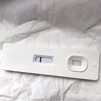 4月30号末次月经，测到现在白的发光