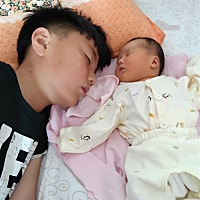 5月13日顺产7斤4！喜得千金一枚！儿女双全！祝圈子里的宝妈们要男得男，要女得女！