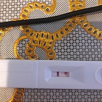 姐妹们早上测了，下午变成这样，是不是有了？