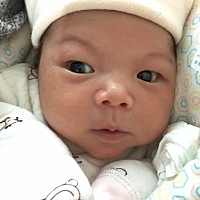 宝宝出生一个月了还是好丑长大会变漂亮吗，“女儿长的像他爸爸”没干过他爸的基因