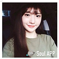 成为女神的八个秘诀！女生必看 #soul健身攻略# 1.不要驼背 驼背容易让整个背部曲线变得魁梧以及肥厚，非...