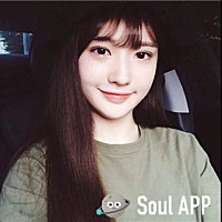 成为女神的八个秘诀！女生必看 #soul健身攻略# 1.不要驼背 驼背容易让整个背部曲线变得魁梧以及肥厚，非...