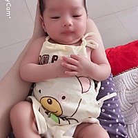 宝宝出生时5.6斤 满月体检时7.6斤 体检头围36cm现在53天大了  体重8.5斤 头围还是36 正常吗 总觉得头小 ...
