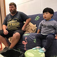 为何不让我痛快的吃上一次小龙虾，在告知我二胎来临，看着胖子在吃，我一直在流口水，有没有谁像我这样...