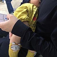 两个月了，黄疸和湿疹终于都陆续没了，变成了一个大胖小子😏（之前喜欢踩着妈妈的肚子睡，现在喜...