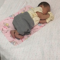 宝宝19天了，我负责把你养大，你负责健康快乐就好❤️