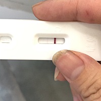 5月15号来的月经，29号排卵，今天终于忍不住测了个，刚开始看一直没有挺失落的，后面过了一会看有点红印...