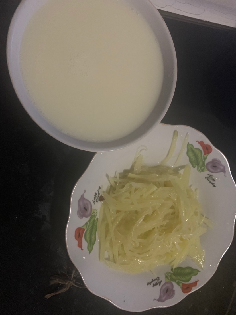 婆婆做的豆浆  炒土豆丝