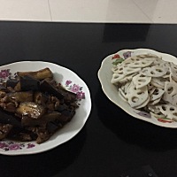 接上个帖子，婆婆这几天做的饭菜，昨天晚上快9点了还没给我做晚饭，昨天下午有点发热，可能因为涨奶...