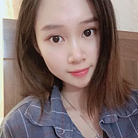 今天来说说 影响皮肤的因素有哪些？ 1.年龄 2.紫外线 3.气候 4.环境 5.空气污染 6.保养方法不当 7.不良...